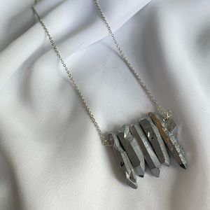 New handmade silver quartz necklace with silver chain
